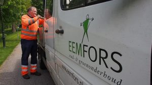 Eemfors met bus onderweg