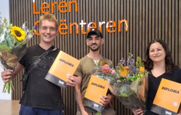 Rene, Mohammad en Nurcan hebben hun praktijkverklaring behaald